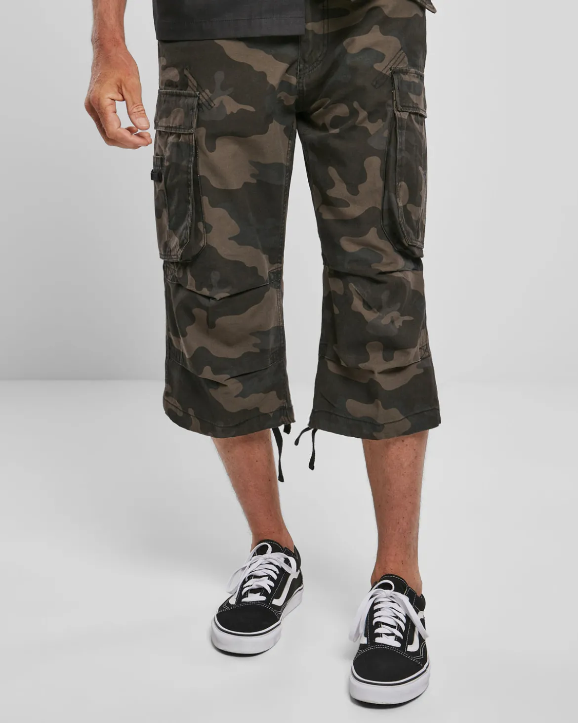 Industry 3/4 reisitaskushortsit - Tumma Camo